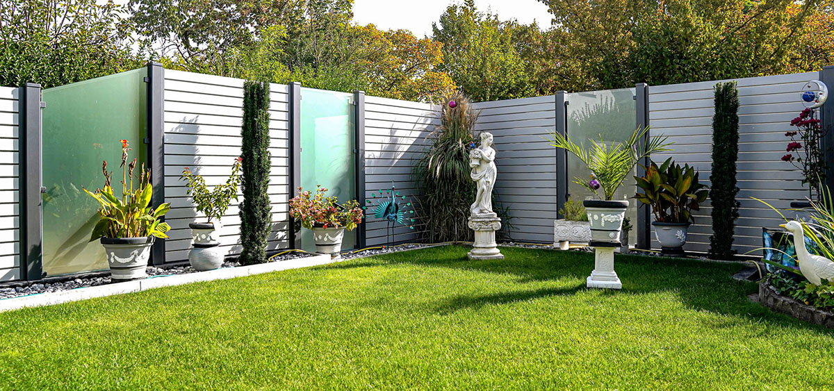 Edelstahl Balkongeländer Renningen - ↗️Schmid-Jakobs.de: ✓Geländerbau, Aluminium Sichtschutz, Treppengeländer, Terrassendach